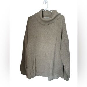 Free people Beach oversized Tan turtle neck textured sweater 100% cotton size m